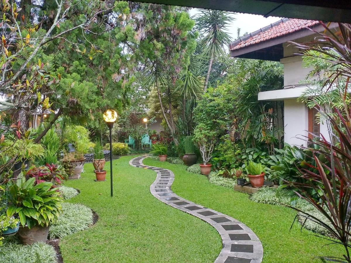 Hotel Bumi Asih Gedung Sate Bandung Exteriér fotografie